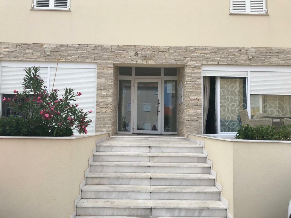 Malinska Apartment Exterior foto